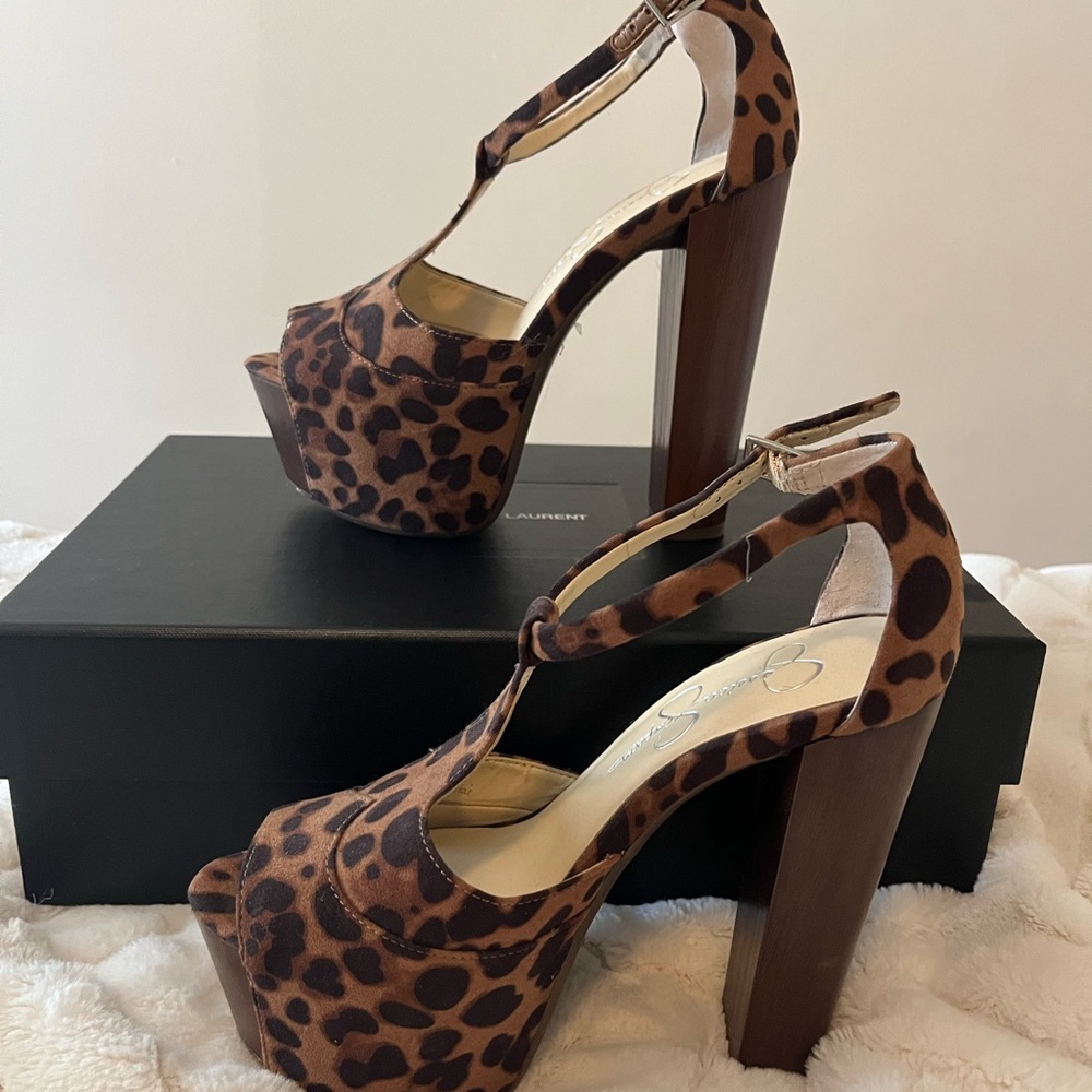 Jessica Simpson Dany platform
